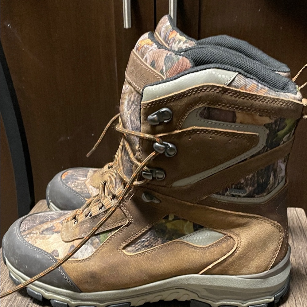 Camouflage Hiking Boots size 10d